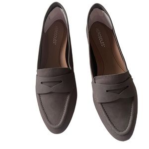 NWT. Aerosoles gray nubuc penny loafers. SZ 11W